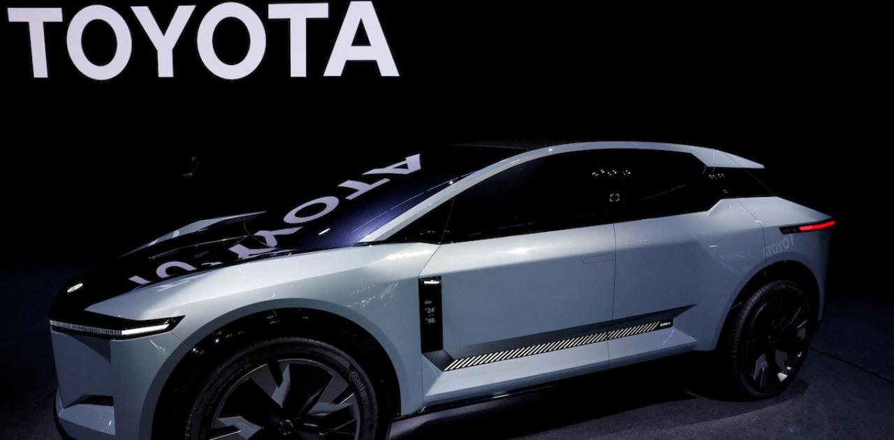 Toyota Rides Weak Yen, Demand for Hybrids to Post Blowout Profit (Reuters)