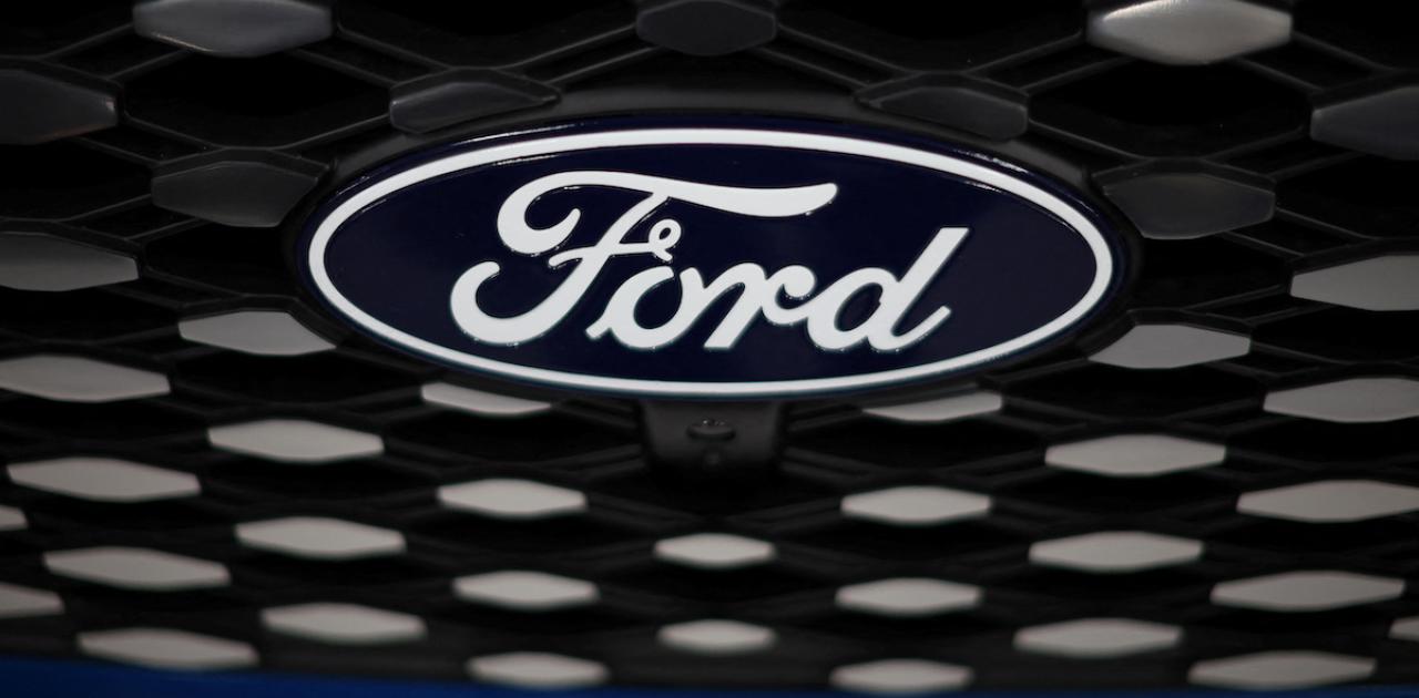 Ford Sees $1.7 Billion Hit to Fourth-Quarter Results (Reuters)