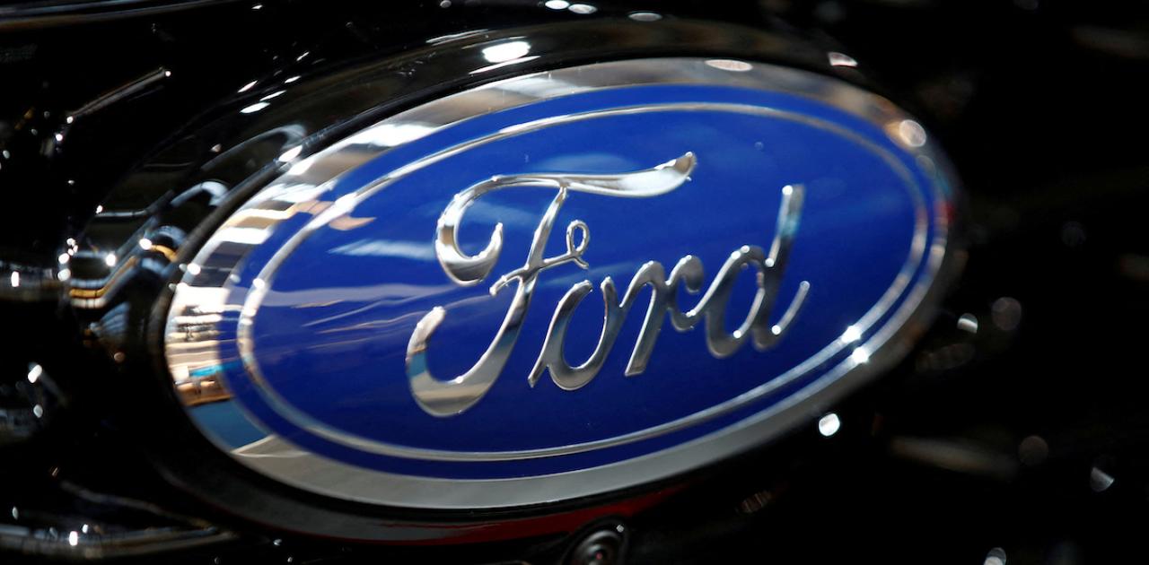 Ford&#039;s US Auto Sales Rise 10.5% in February on SUV, Hybrid Demand (Reuters)
