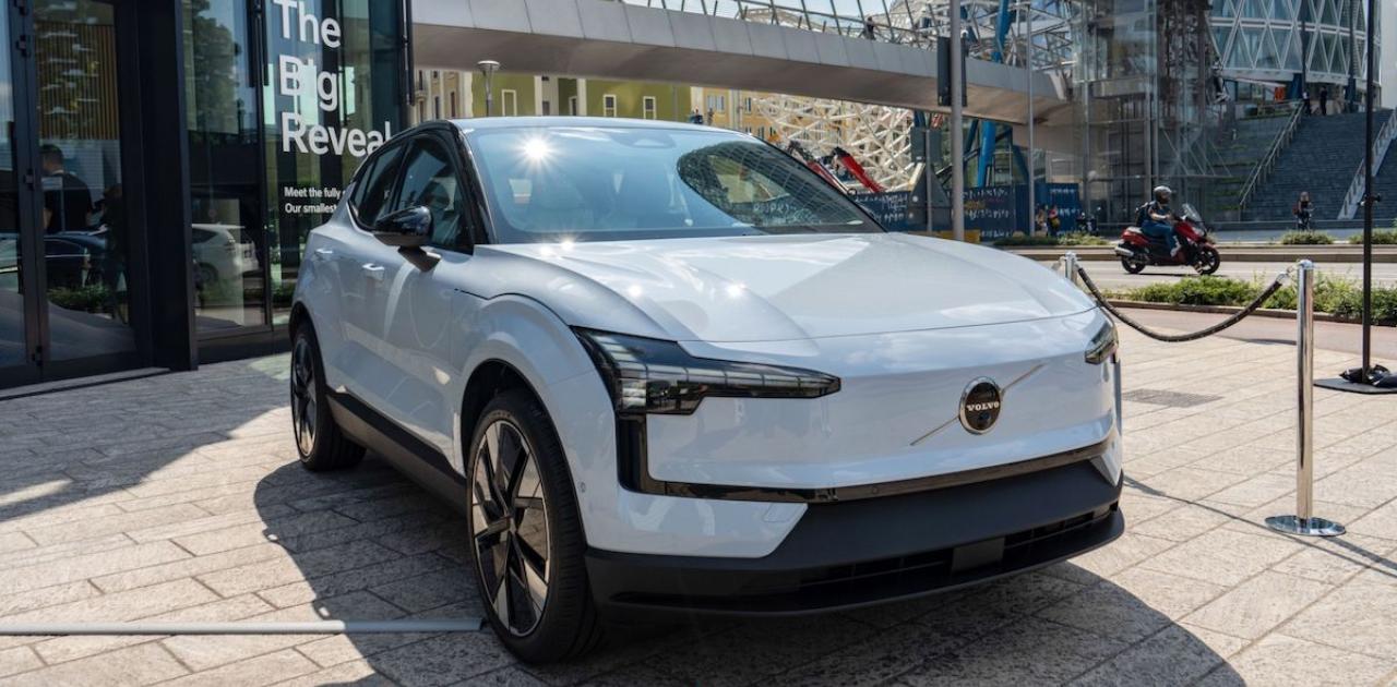 Volvo’s Electric-Car Margins Drop as Tesla Ups Pricing Pressure (Bloomberg)