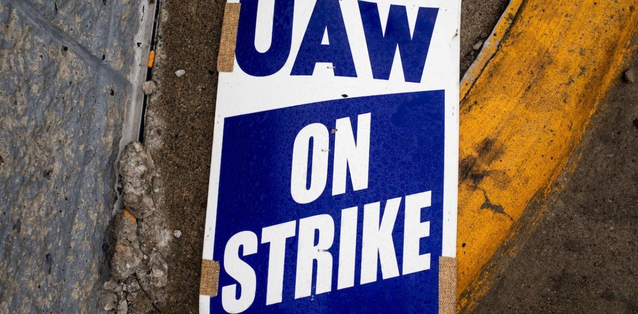 GM Removes Guidance After UAW Strike Muddies Profit Outlook (Bloomberg)