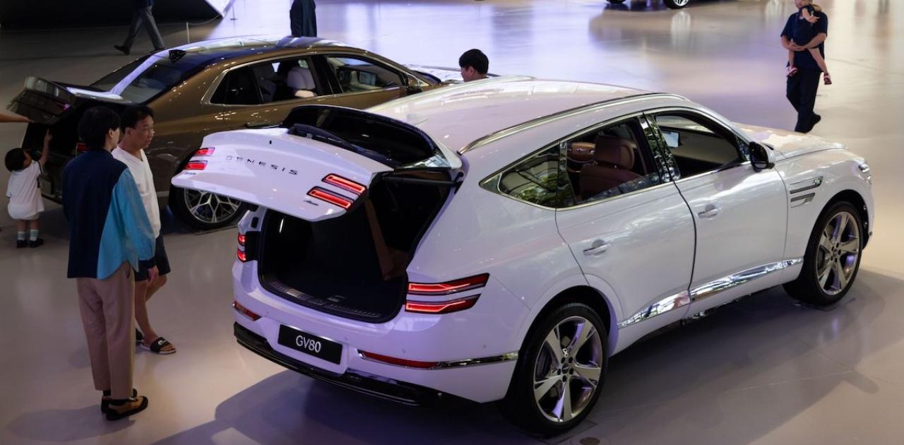 Hyundai’s Profit Beats Estimates on Luxury Car and EV Growth (Bloomberg)