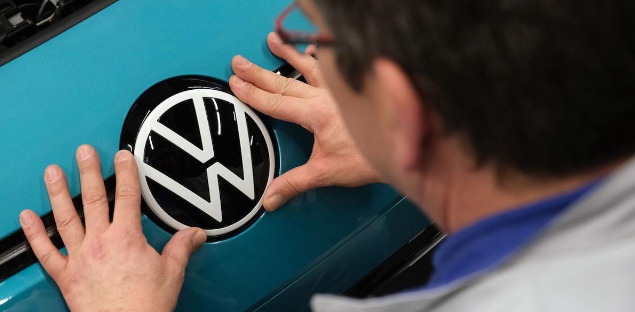 VW to Build €20,000 EVs On Its Own, Forgoing Partnerships (Bloomberg)
