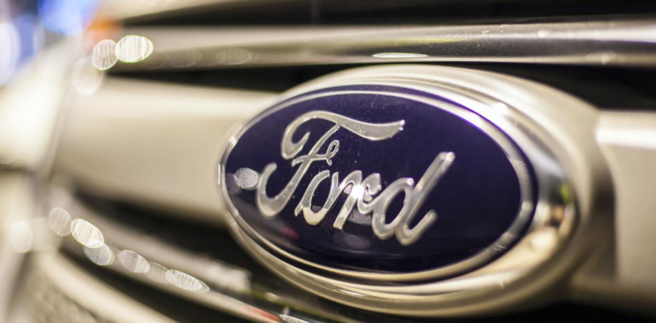 Ford CEO Farley Says Automaker ‘Absolutely Has Too Many People’